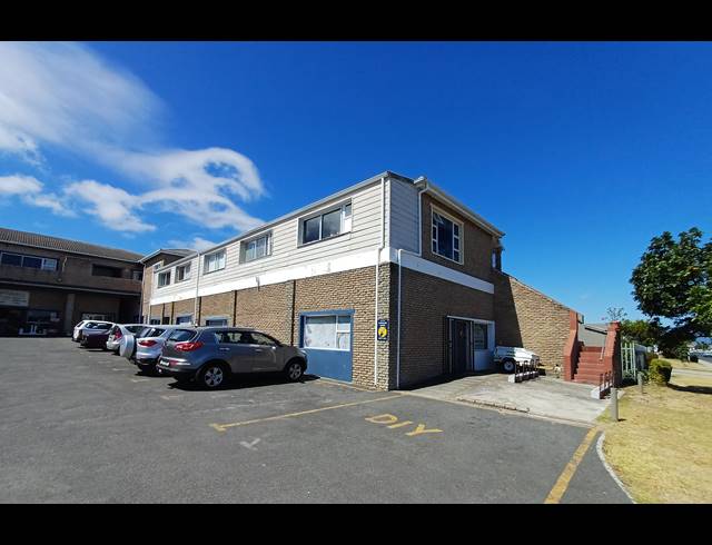 245M² BUSINESS CENTRE FOR SALE IN KLEINMOND CENTRAL